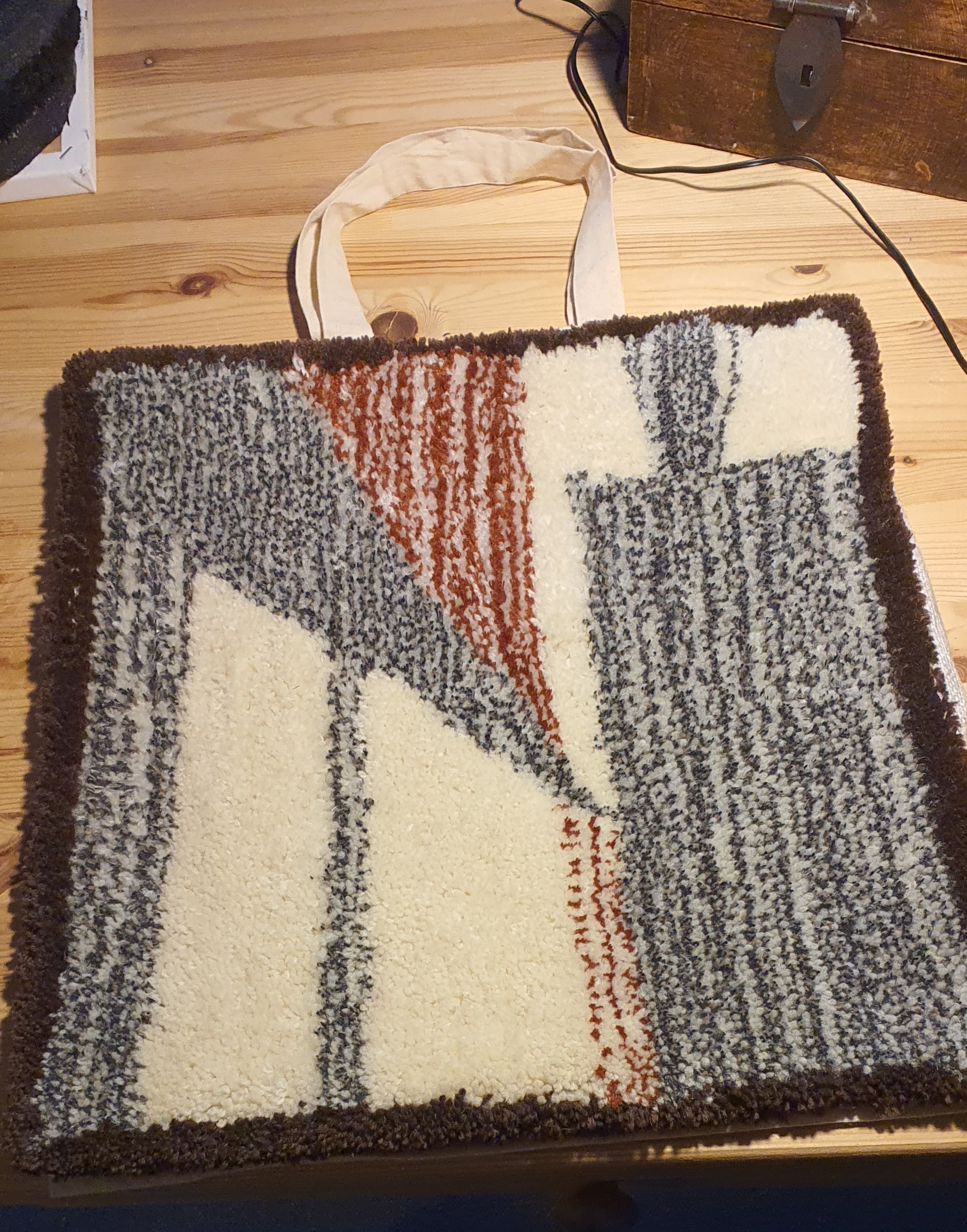 Tufting House Of Houen